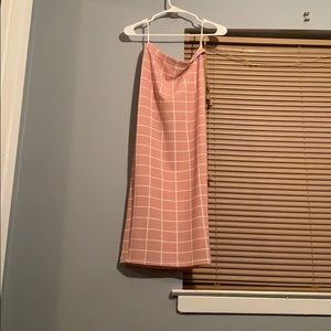 Pink patterned maxi skirt